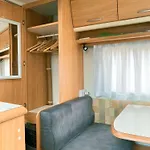 The Place אלבופיירה