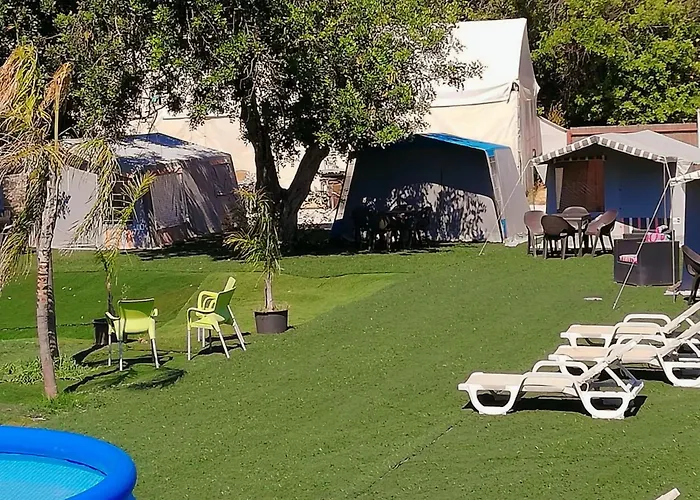 The Place אלבופיירה