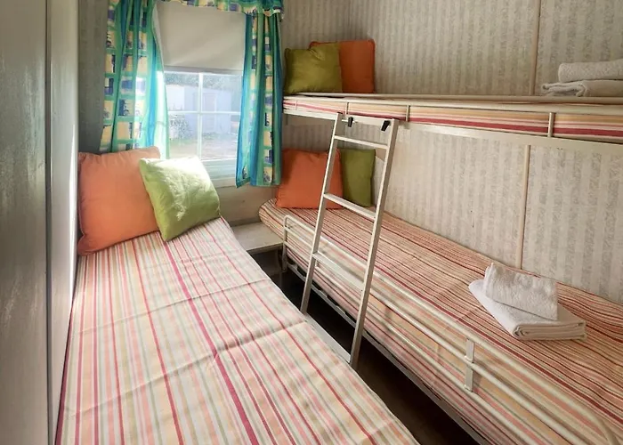 The Place * אלבופיירה