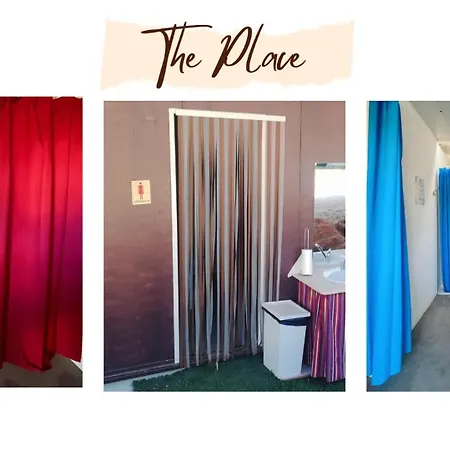 キャンプ場 The Place アルブフェイラ