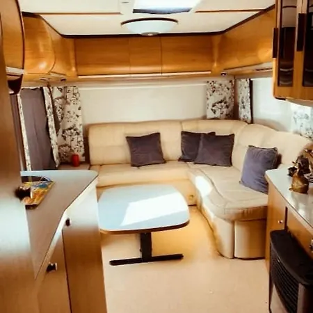 The Place Кемпінг *